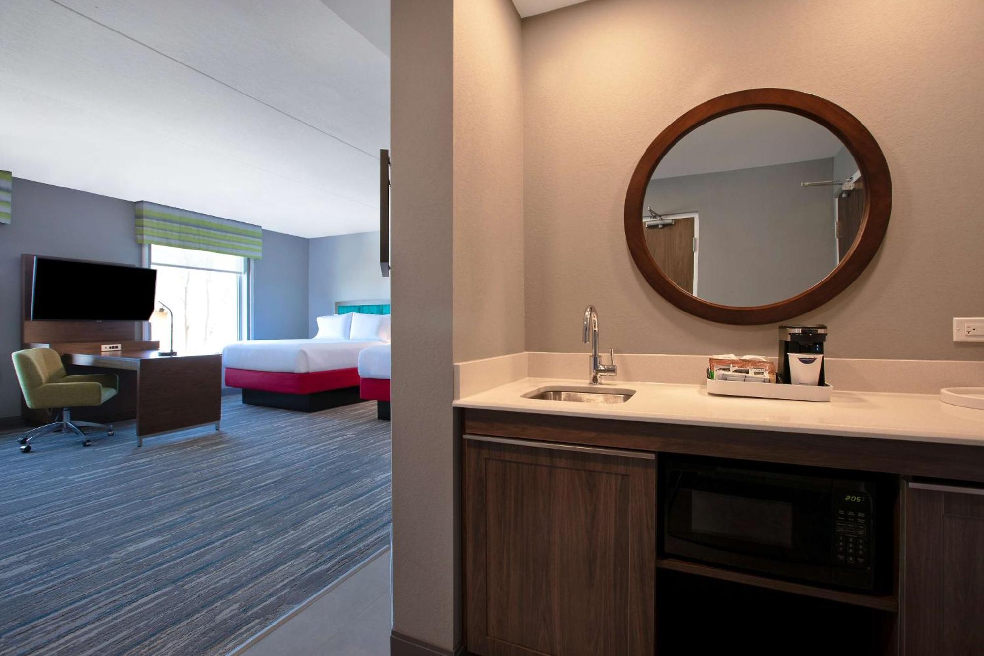 Hampton Inn & Suites Ottawa West, Ontario, Canada Exterior foto