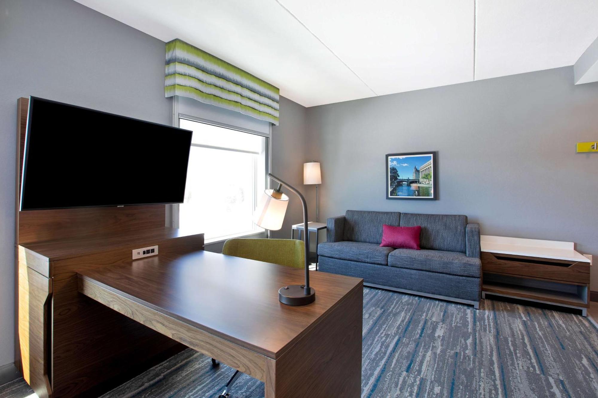 Hampton Inn & Suites Ottawa West, Ontario, Canada Exterior foto